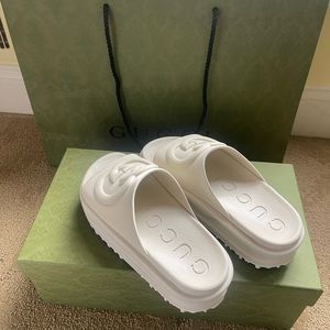 Gucci Women’s platform slide